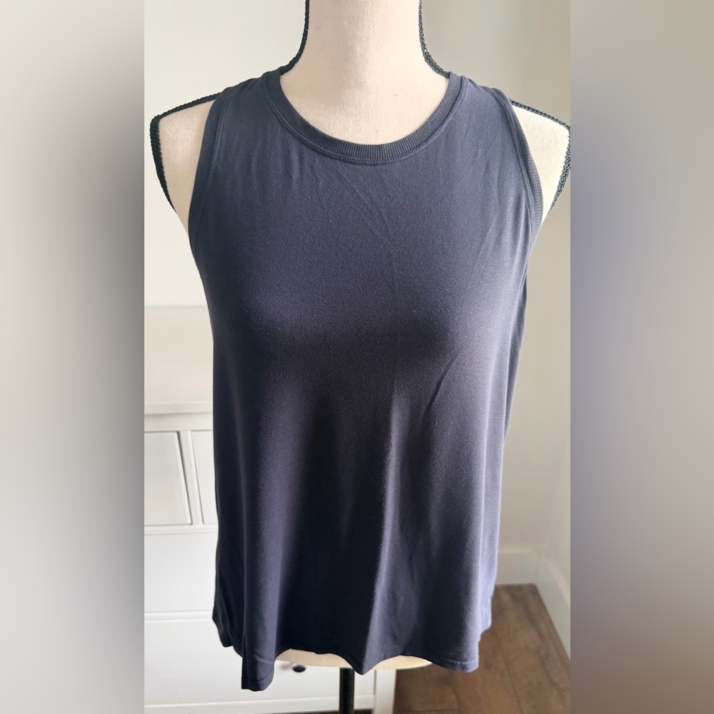 ATHLETA - Women's Racerback Top in Black